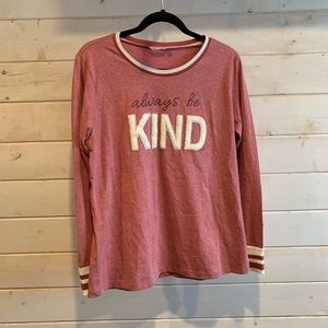 La vie en rose | “Always Be Kind” Pyjama Top